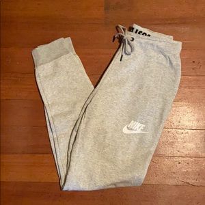 women’s light grey nike joggers